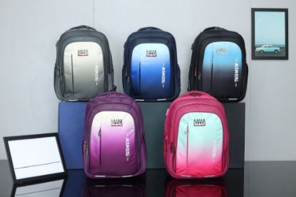 صورة حقيبة ظهر مدرسية وجامعية عصرية بتصميم ألوان متدرجة (أومبري) من مام باج (MAM BAG Gradient Backpack)